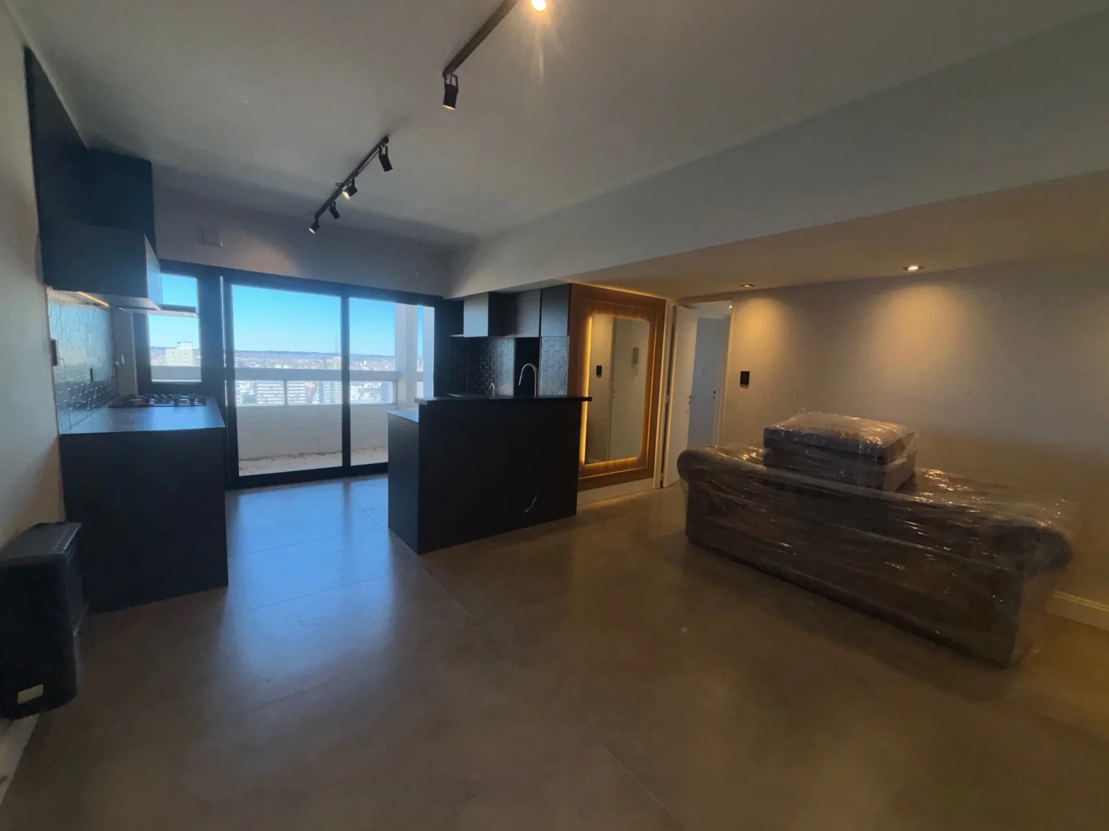 Venta Departamento 3 ambientes balcón y Vista al Mar y la ciudad! Zona Centro - Imagen 2