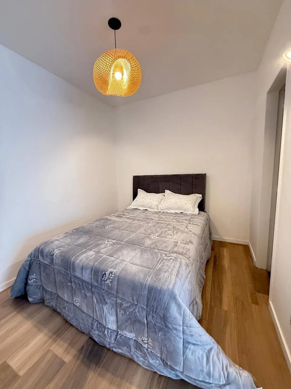 Venta Departamento 1 ambeinte y Medio. Zona Plaza Colón - Imagen 5