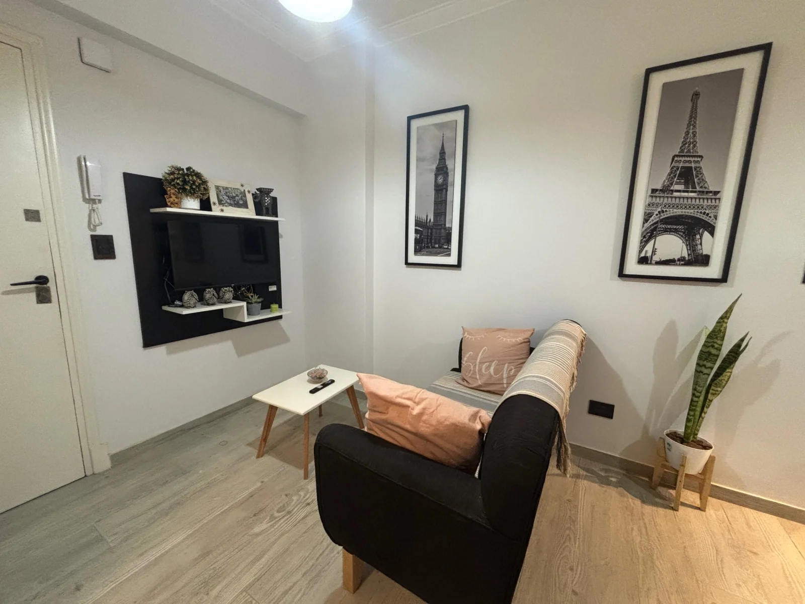 Venta Departamento 2 ambientes. Reciclado. Zona Centro - Imagen 2
