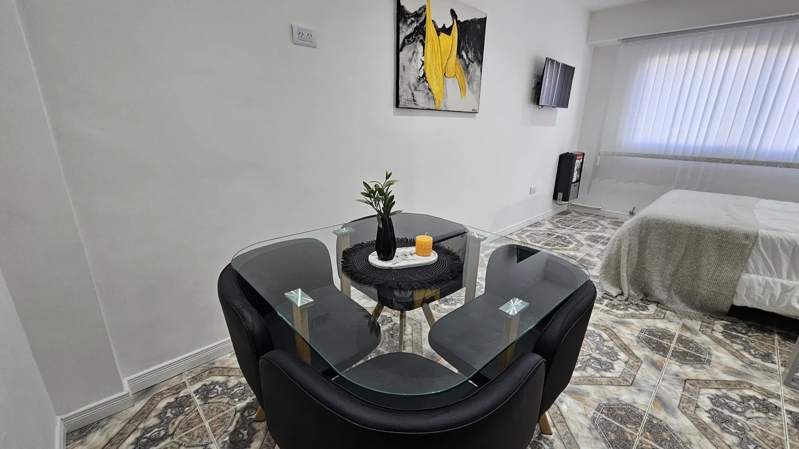 Venta Departamento 1 ambiente Dividido. Zona Plaza Colón. - Imagen 2