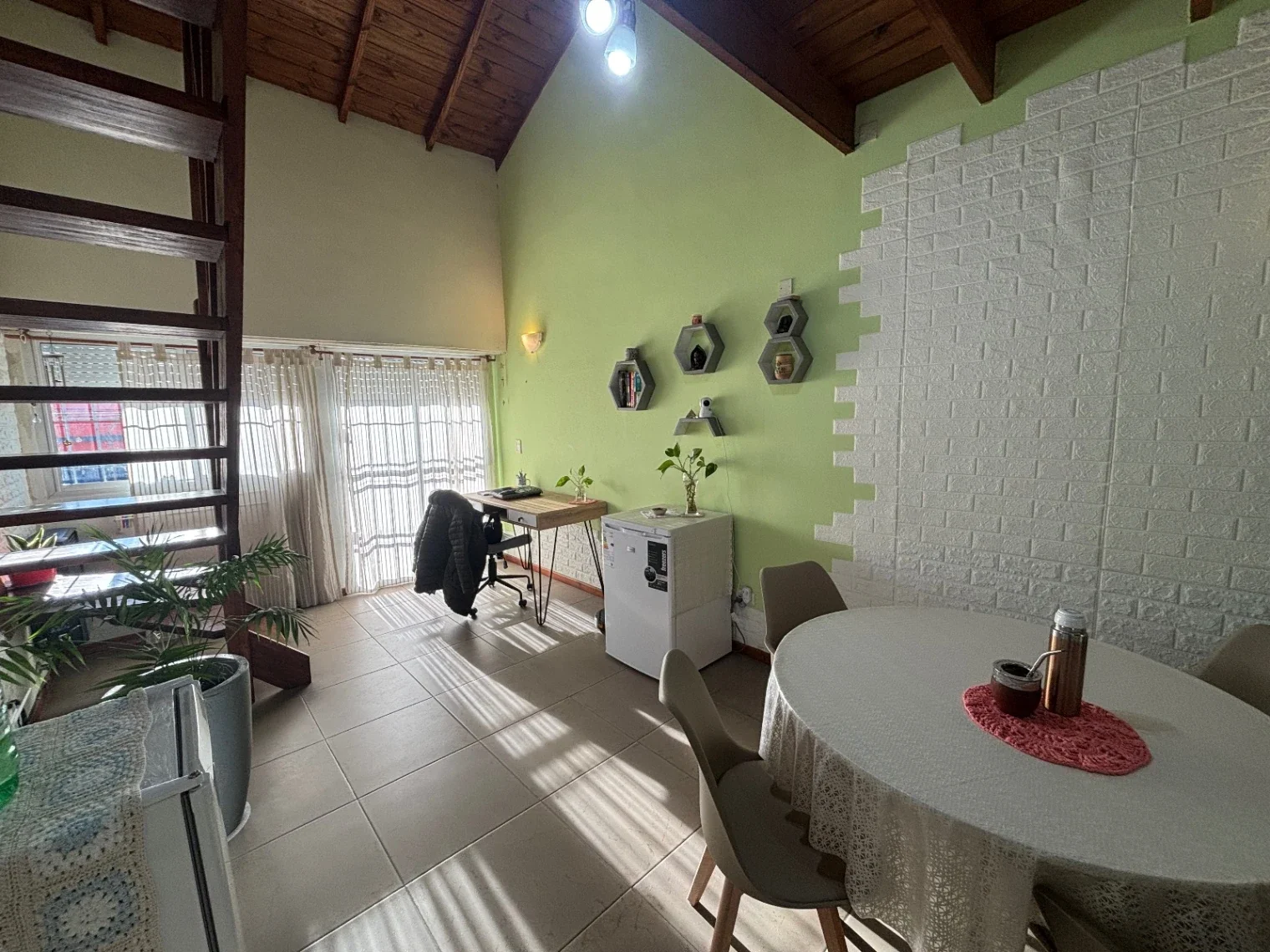 Venta PH 2 ambientes y Medio. Balcón al frente. San Cayetano - Imagen 5