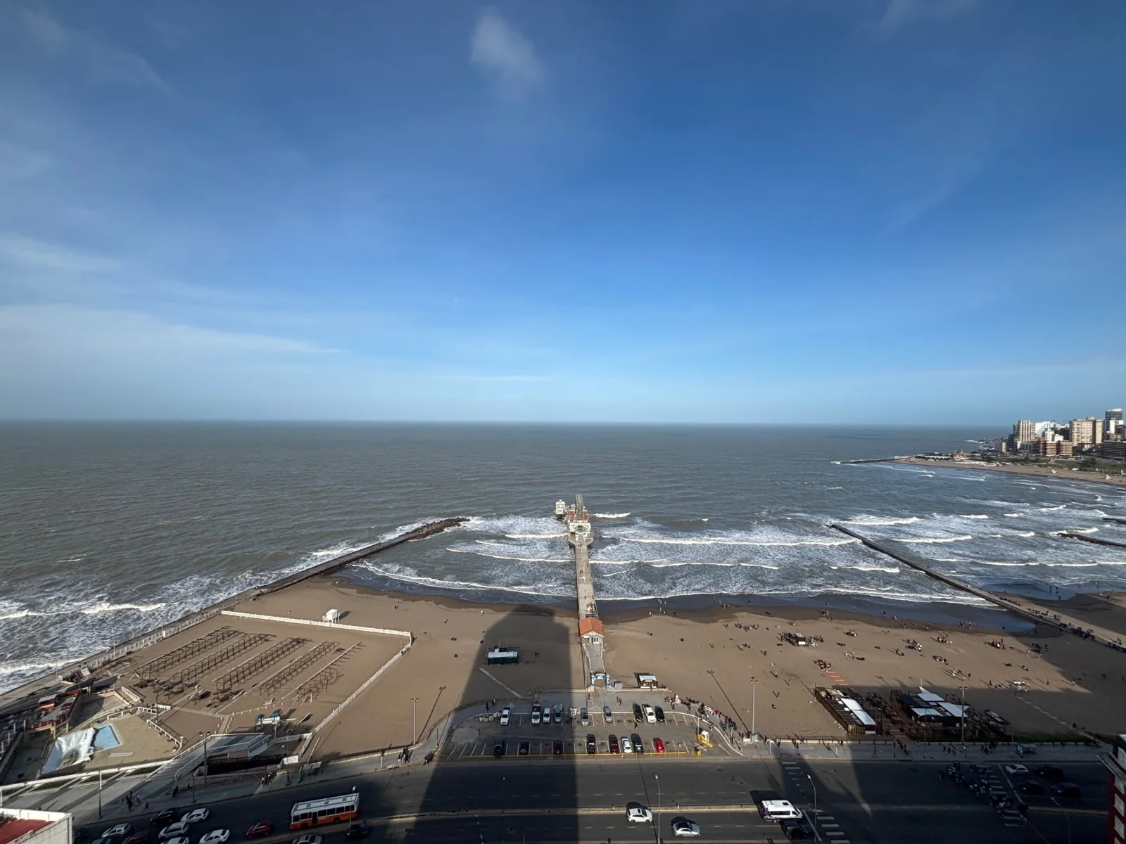 Venta Departamento 3 ambientes con Cochera y Plena Vista al Mar - Imagen 4