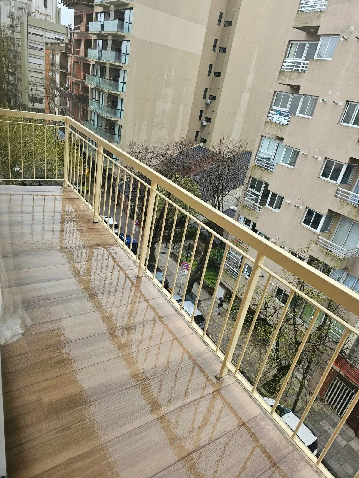 Venta Departamento 3 ambientes con Balcón a la Calle. Zona Chauvin / Plaza Mitre - Imagen 2