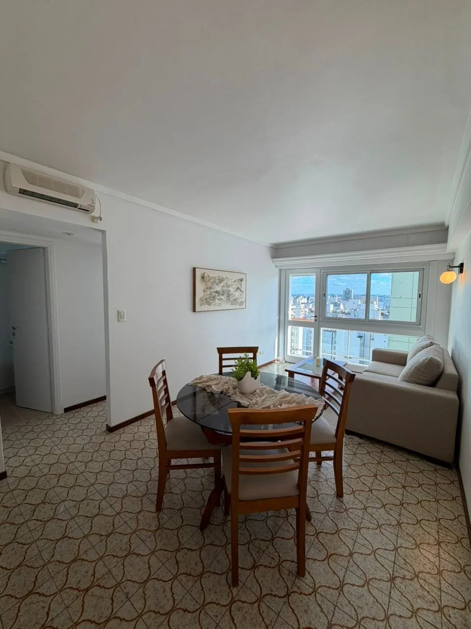 Venta Departamento 2 ambientes con Cochera y Vistas Panoramicas. Punta Iglesia - Imagen 2