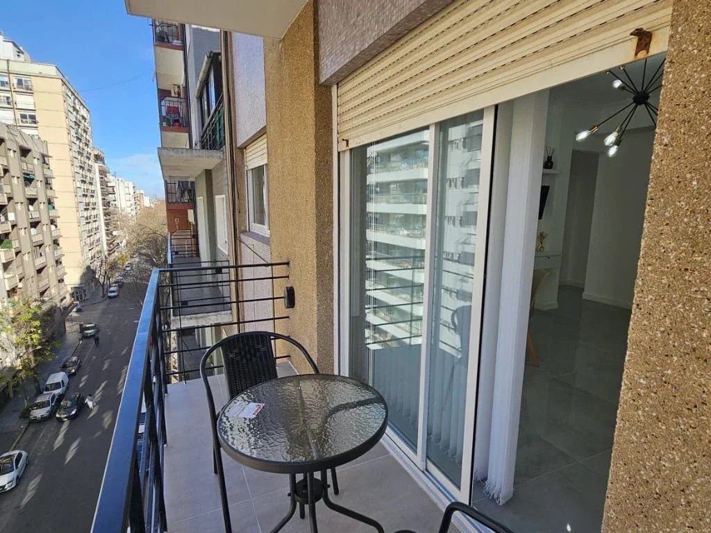 Venta Departamento 3 ambientes. Balcón al Frente. Zona Plaza Mitre - Imagen 5