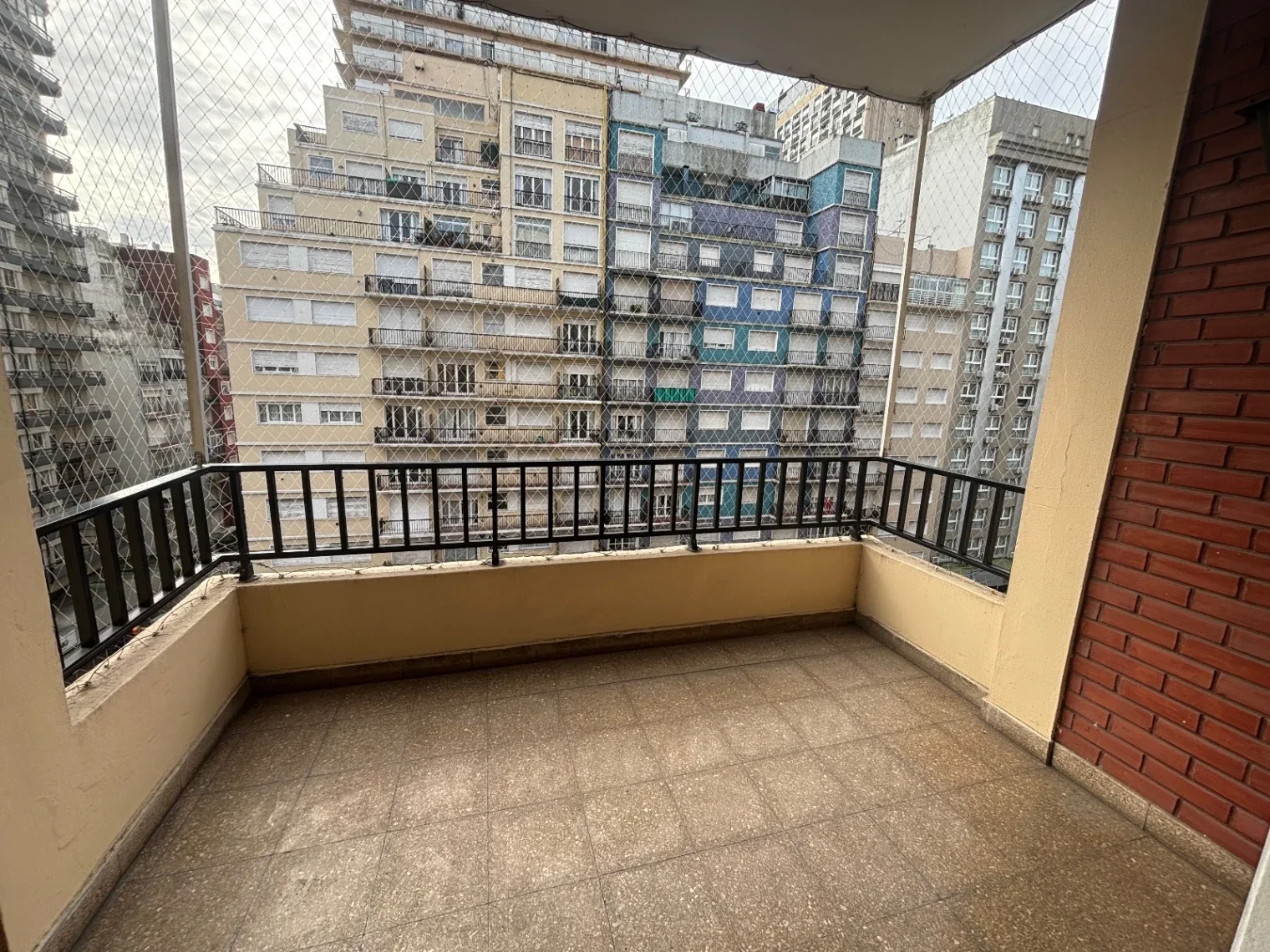 Venta Semipiso 3 ambientes con Balcón. Zona Plaza Colón - Imagen 5