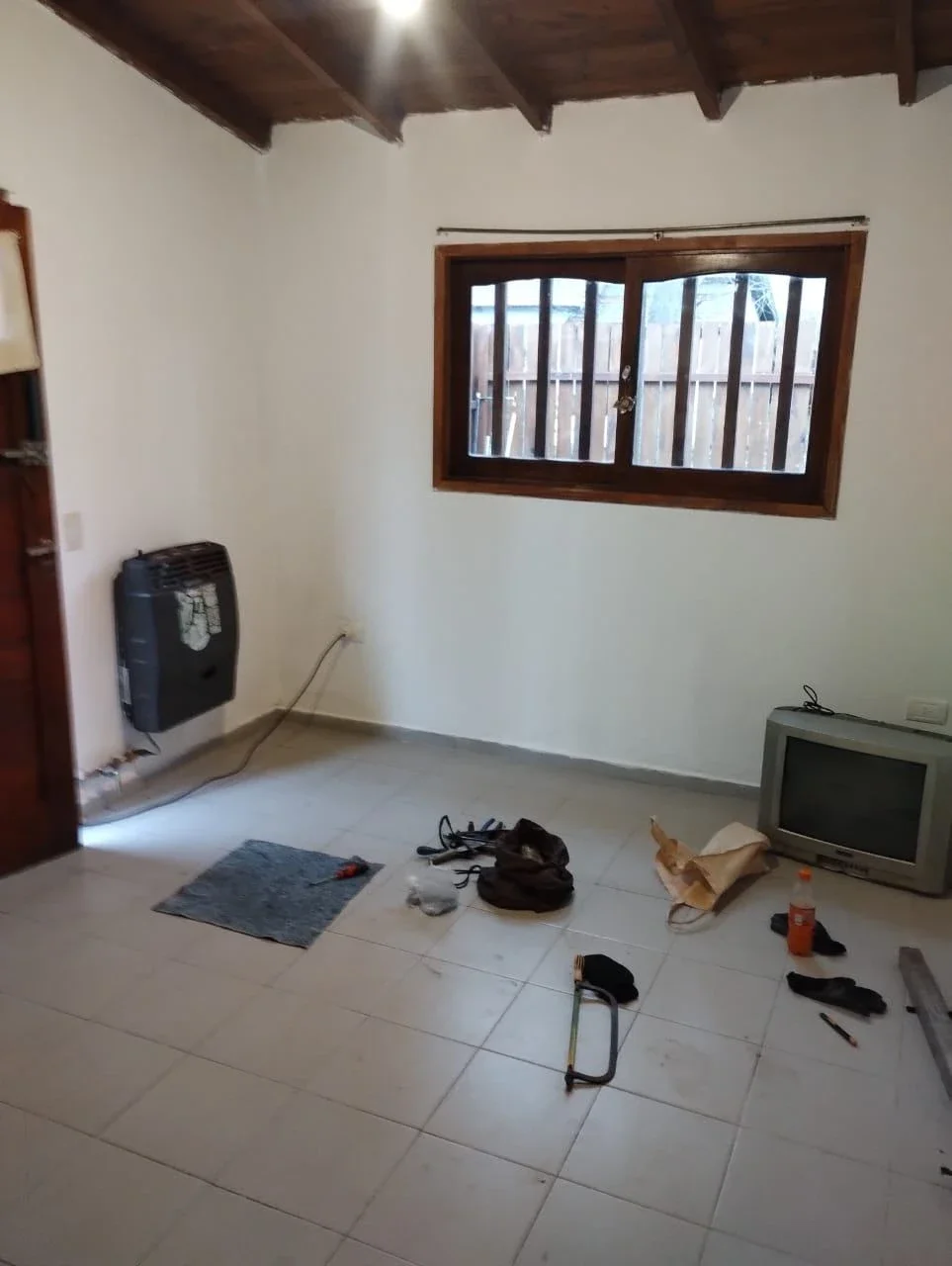 Venta 2 Viviendas en Amplio Lote. Zona Alfar - Imagen 2