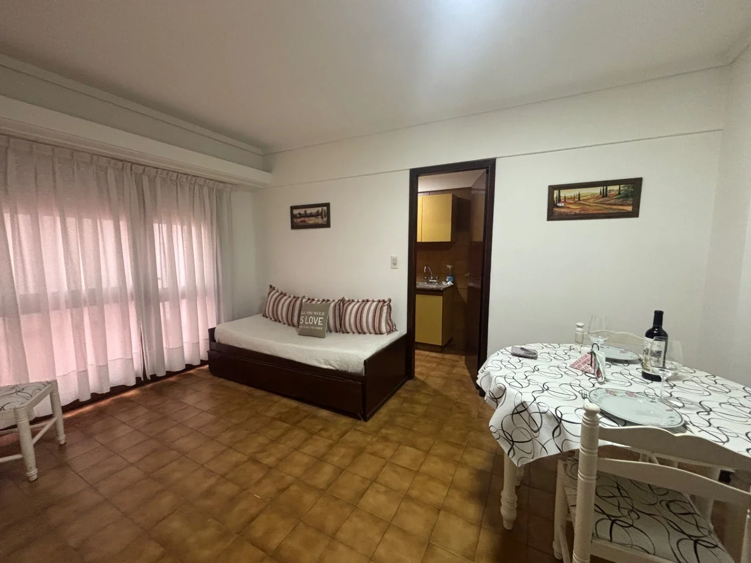 Venta Departamento 2 ambientes con Patio. Zona Plaza Colón - Imagen 5