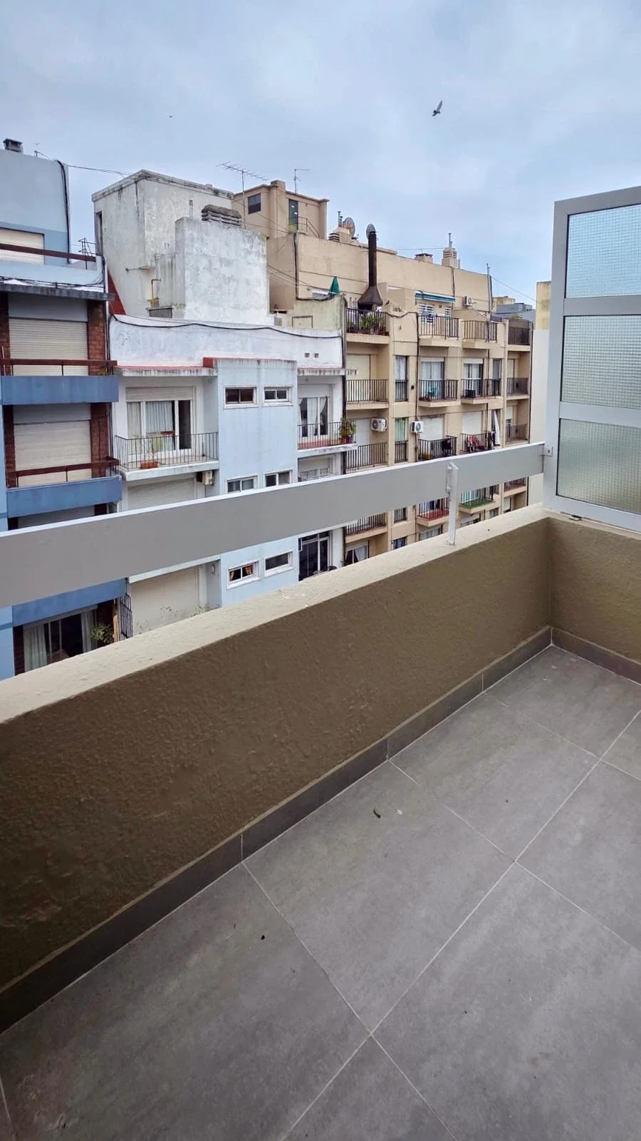 Venta Departamento 1 ambiente Dividido. Balcón. Zona Aldrey - Imagen 1