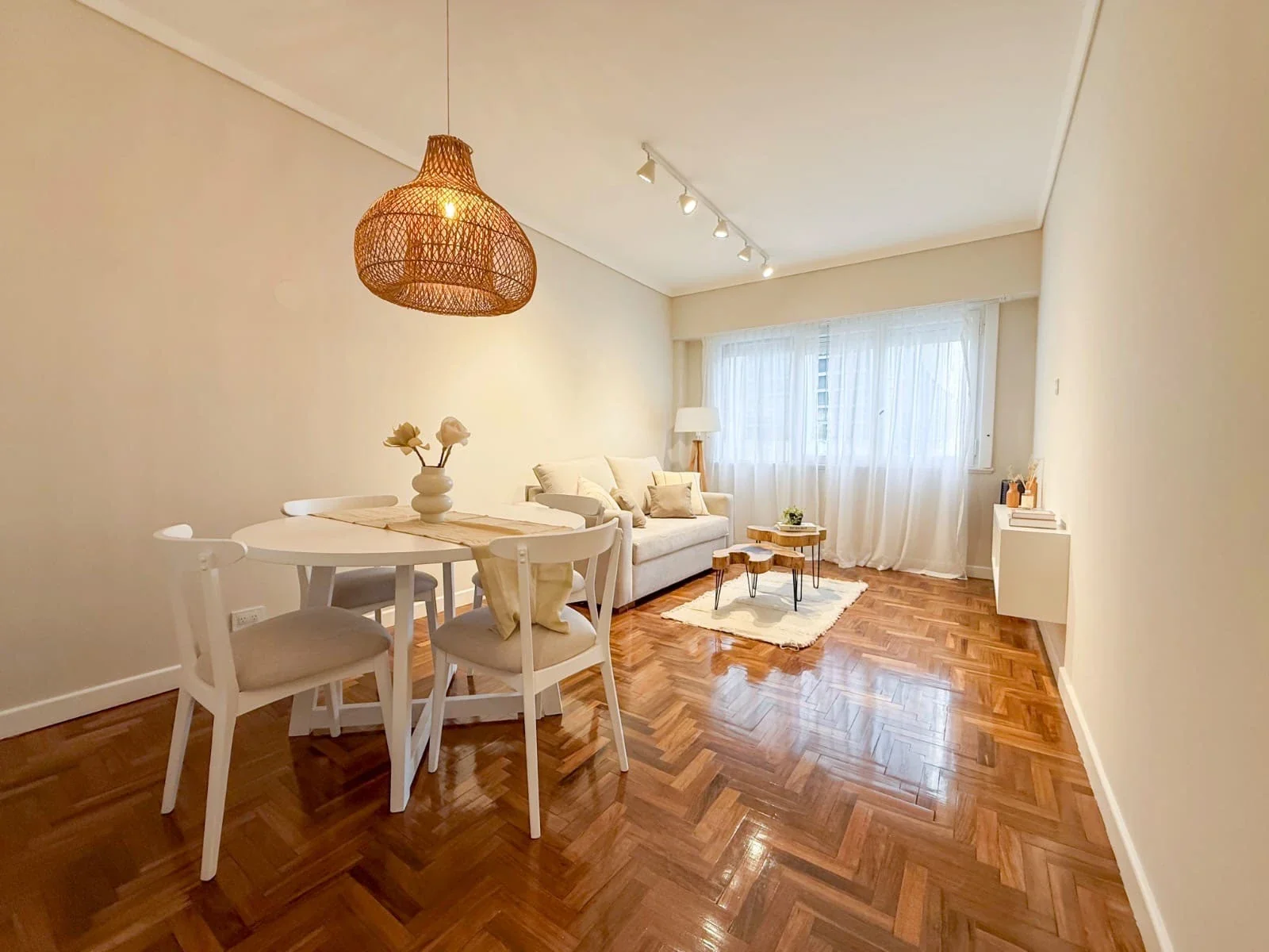 Venta Departamento 2 ambientes con Dependencia. Zona Centro - Imagen 1