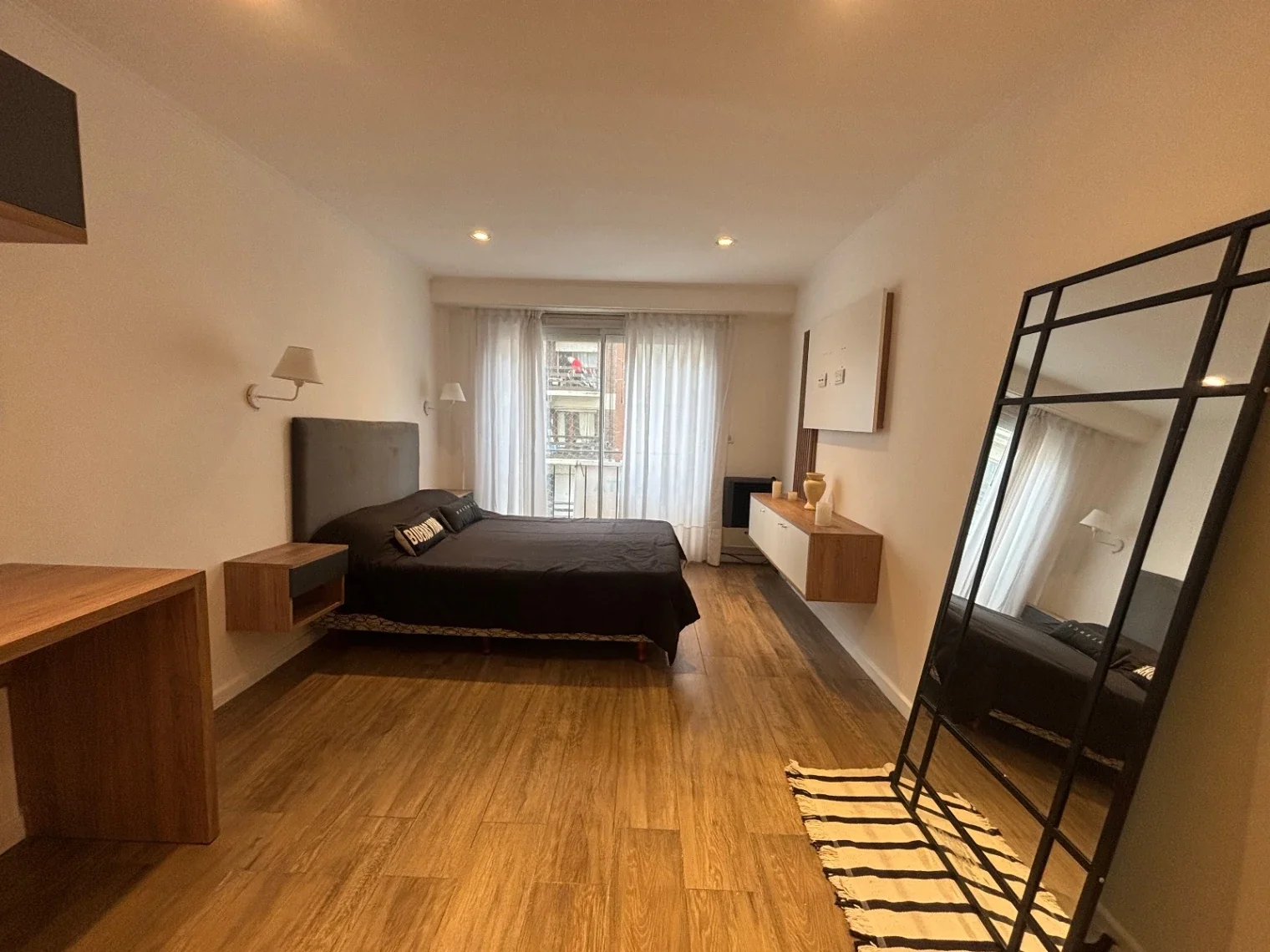 Venta Departamento 1 ambiente al Frente. Zona Plaza Colón - Imagen 4