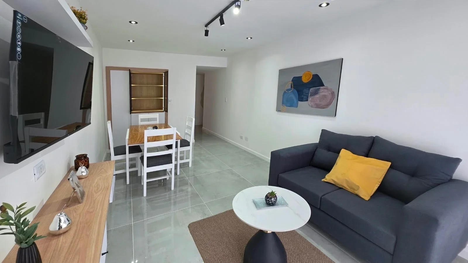 Venta Departamento 2 ambientes con Dependencia y Balcón. Zona Plaza Colón - Imagen 4
