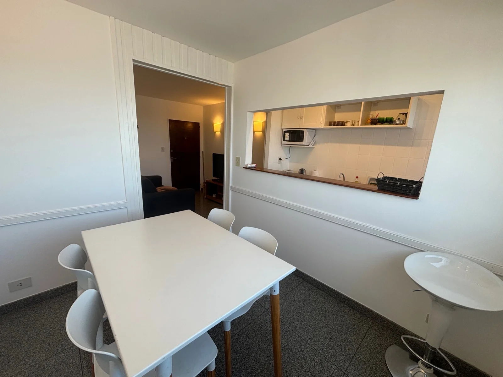 Venta Departamento 3 ambientes con Cochera y Plena Vista al Mar - Imagen 5