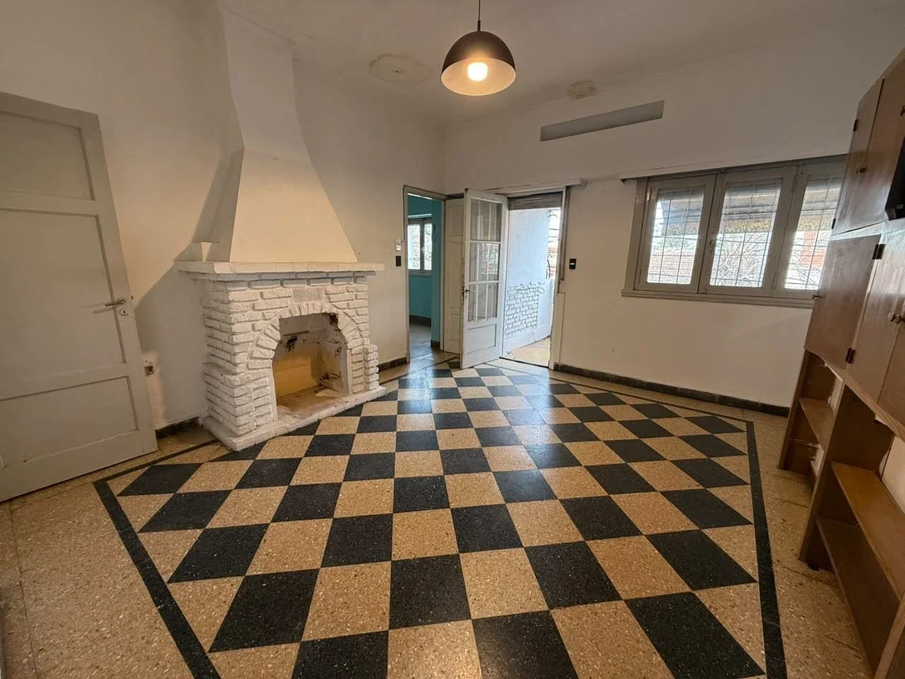 Venta PH 3 ambientes Independiente. A reciclar. Zona San Jose - Imagen 1