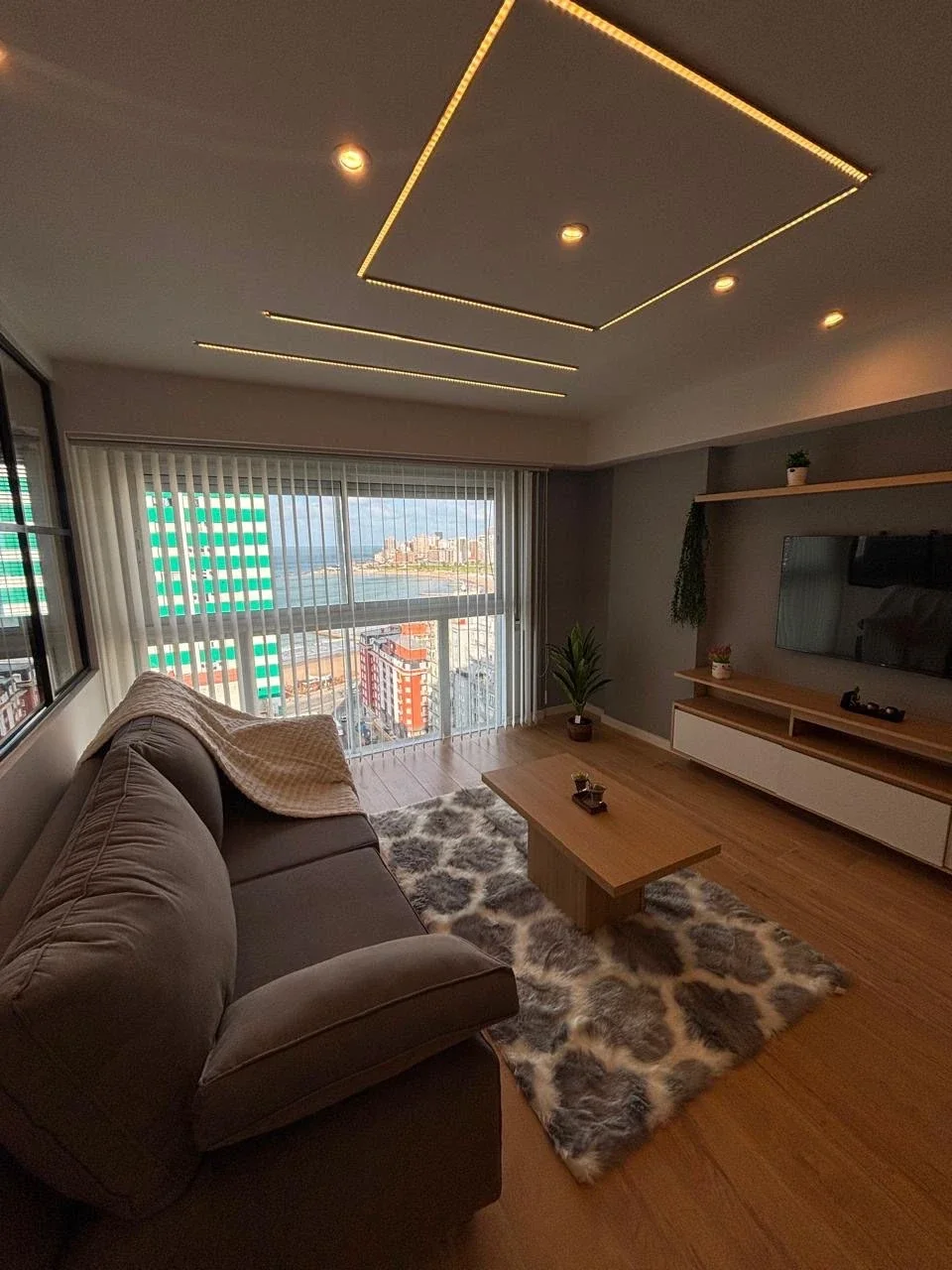 Venta Departamento 3 ambientes con Vista al Mar. Punta Iglesia - Imagen 2