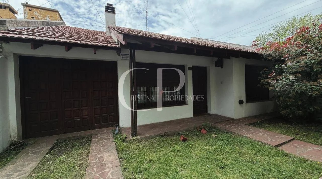 Casa en venta c/ cochera en Mercedes - Imagen 2