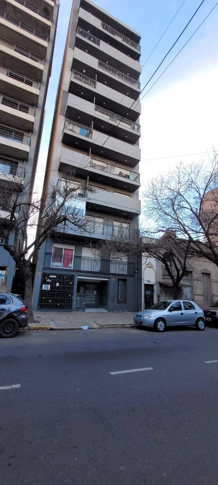 Cochera cubierta  en venta ubicación  Centro - Rosario Corrientes 257 Muy Amplia - Imagen 3