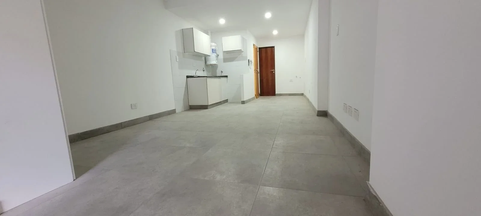 Depto EN VENTA Monoambiente al frente - Montevideo al 1800, Parque, Rosario - Imagen 1