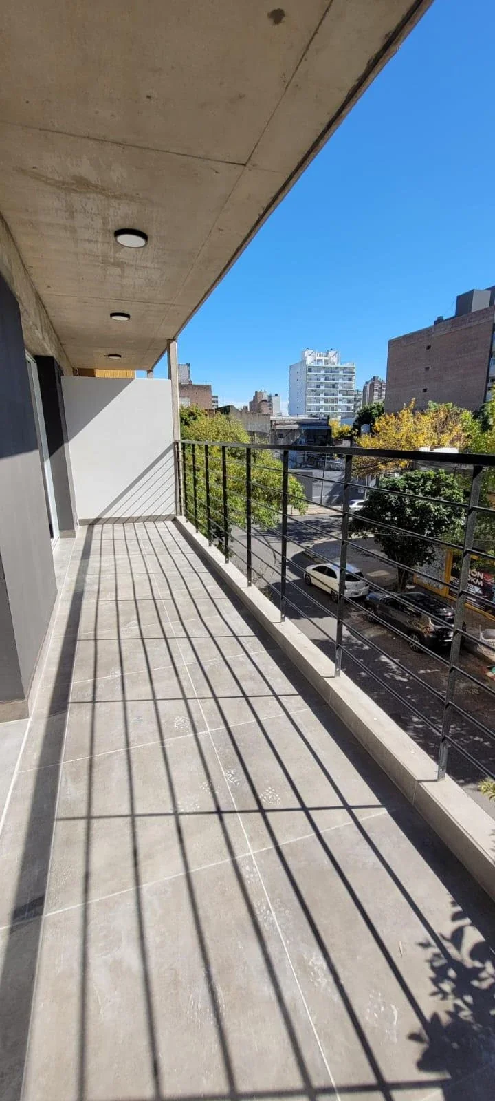 Depto EN VENTA - 1 dorm. c/Balcón AL FRENTE+ Cochera - Rep. de la Sexta, Rosario - Imagen 3