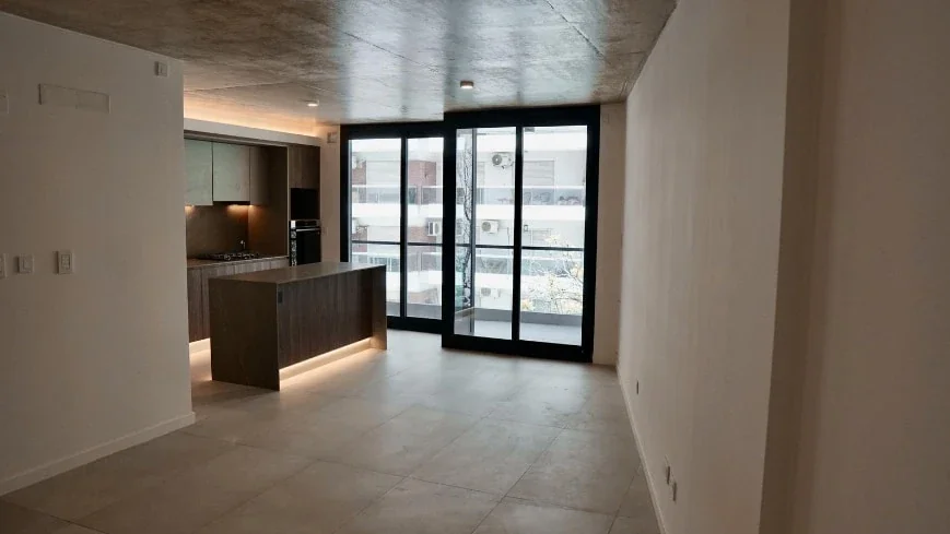 EN VENTA - SEMIPISO de 2 dorm. + Balcón al frente!! - Brown al 2000, Rosario - Imagen 4