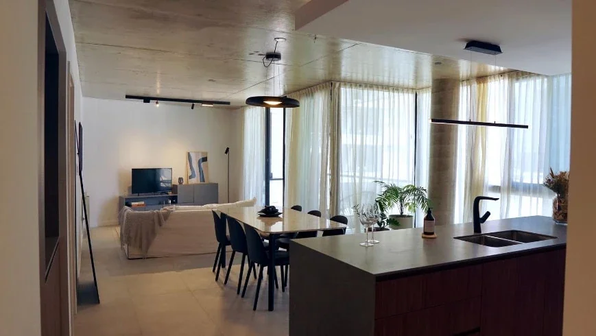 SEMIPISO EN VENTA a estrenar- 2 dorm. c/Balcón + Cochera - Brown 2058, Rosario - Imagen 5