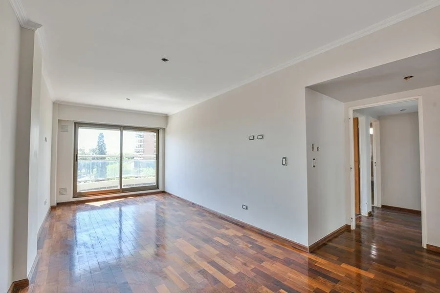 EN VENTA - PISO EXCLUSIVO  3 dorm. + AMPLIO Balcón - Ayacucho al 1100, Rosario - Imagen 2