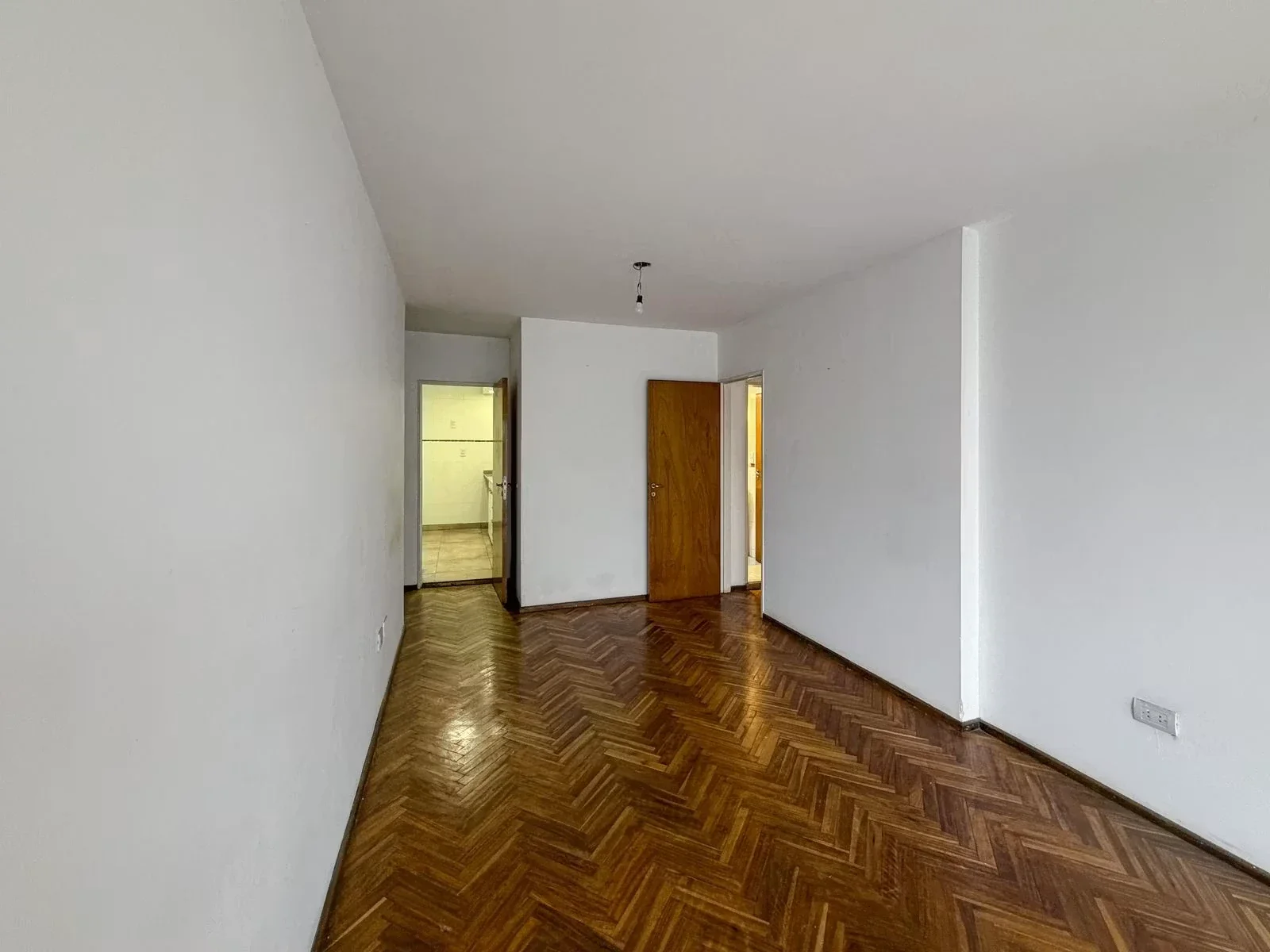 Depto de 2 dorm. con Cocina separada y Balcón EN VENTA !! - Italia 736, Rosario - Imagen 2