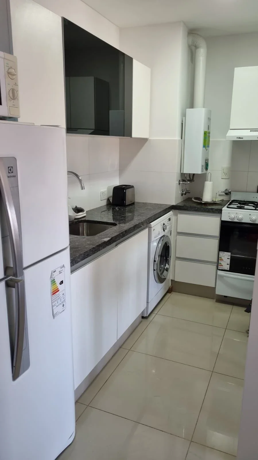 Dpto en ALQUILER-1 dorm. c/balcón al FRENTE-San Juan 2600 - Imagen 3