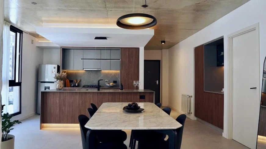 SEMIPISO EN VENTA a estrenar- 2 dorm. c/Balcón + Cochera - Brown 2058, Rosario - Imagen 1