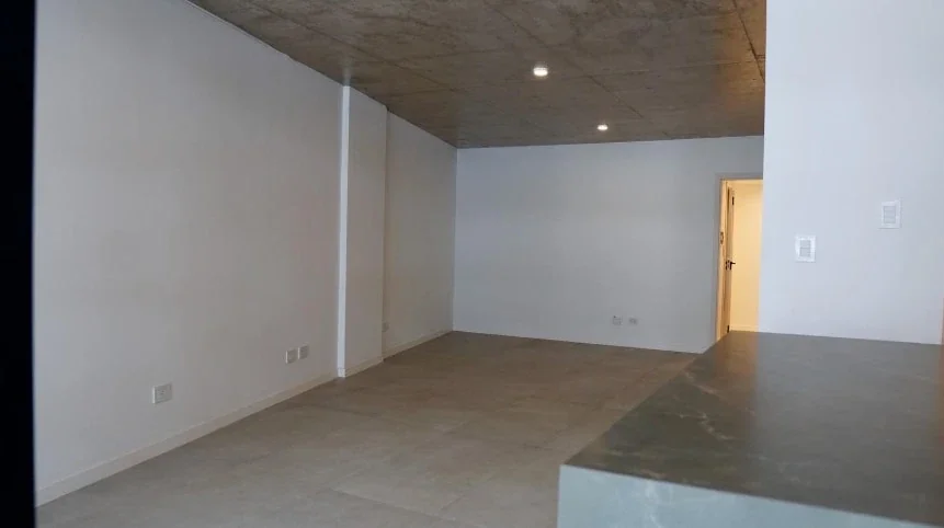 EN VENTA - SEMIPISO de 2 dorm. + Balcón al frente!! - Brown al 2000, Rosario - Imagen 2