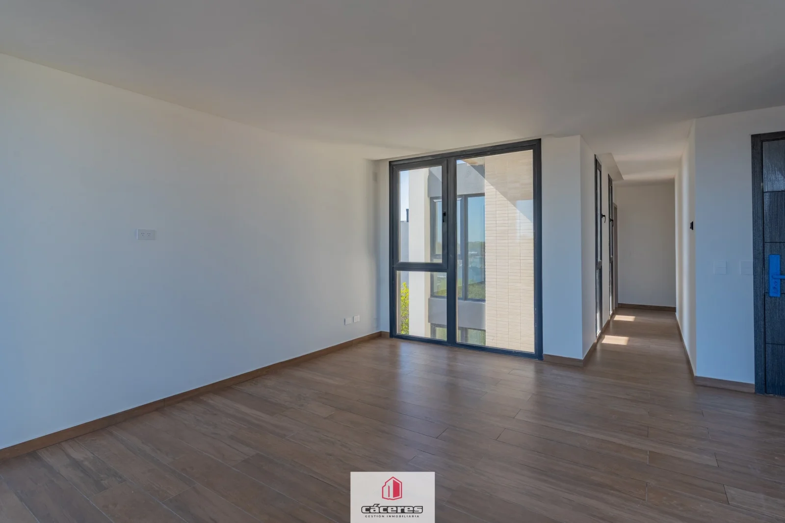 Piso a esterenar en  en venta c/ cochera doble y baulera  en La Perla - Imagen 4