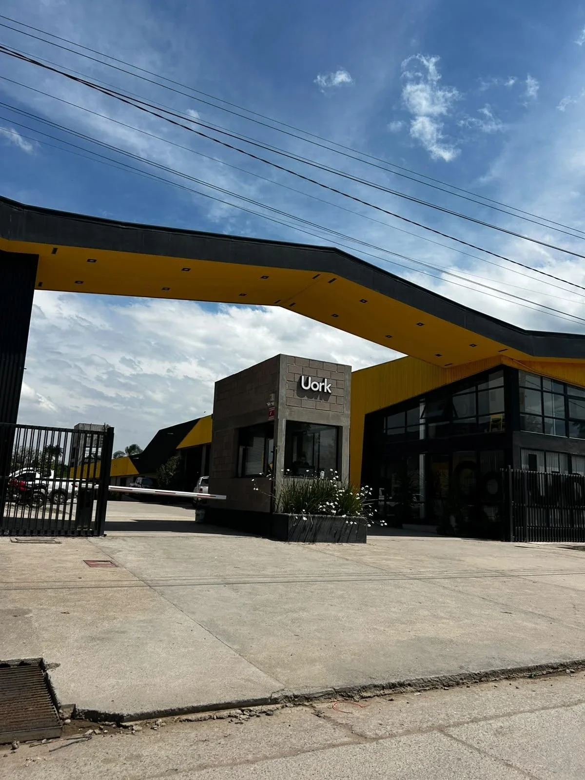 Depósito en alquiler de 245m2 ubicado en Yerba Buena - Imagen 1