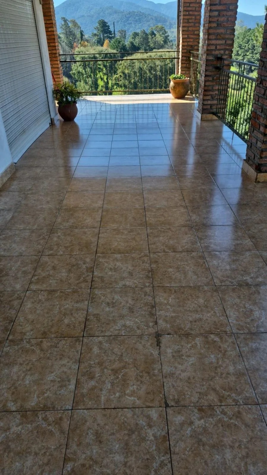Casa en venta c/ cochera en Otros Barrios - Imagen 2