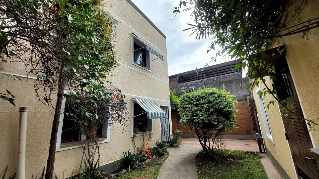 Casa Venta c/coch Castelli 624 Villa Luján 5 dorm., 2 baños, jardín.Apto Crédito - Imagen 4