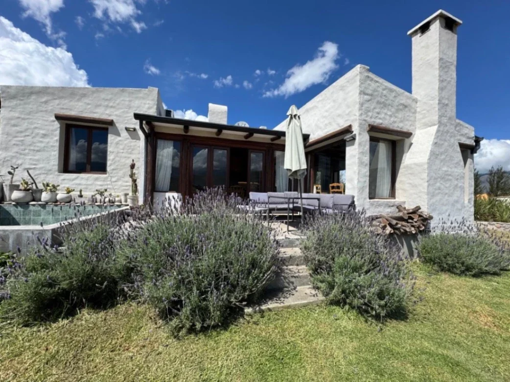 Increíble Casa en venta Las Siringuillas, Tafí del Valle.Fte.al lago, 4D, pileta - Imagen 1