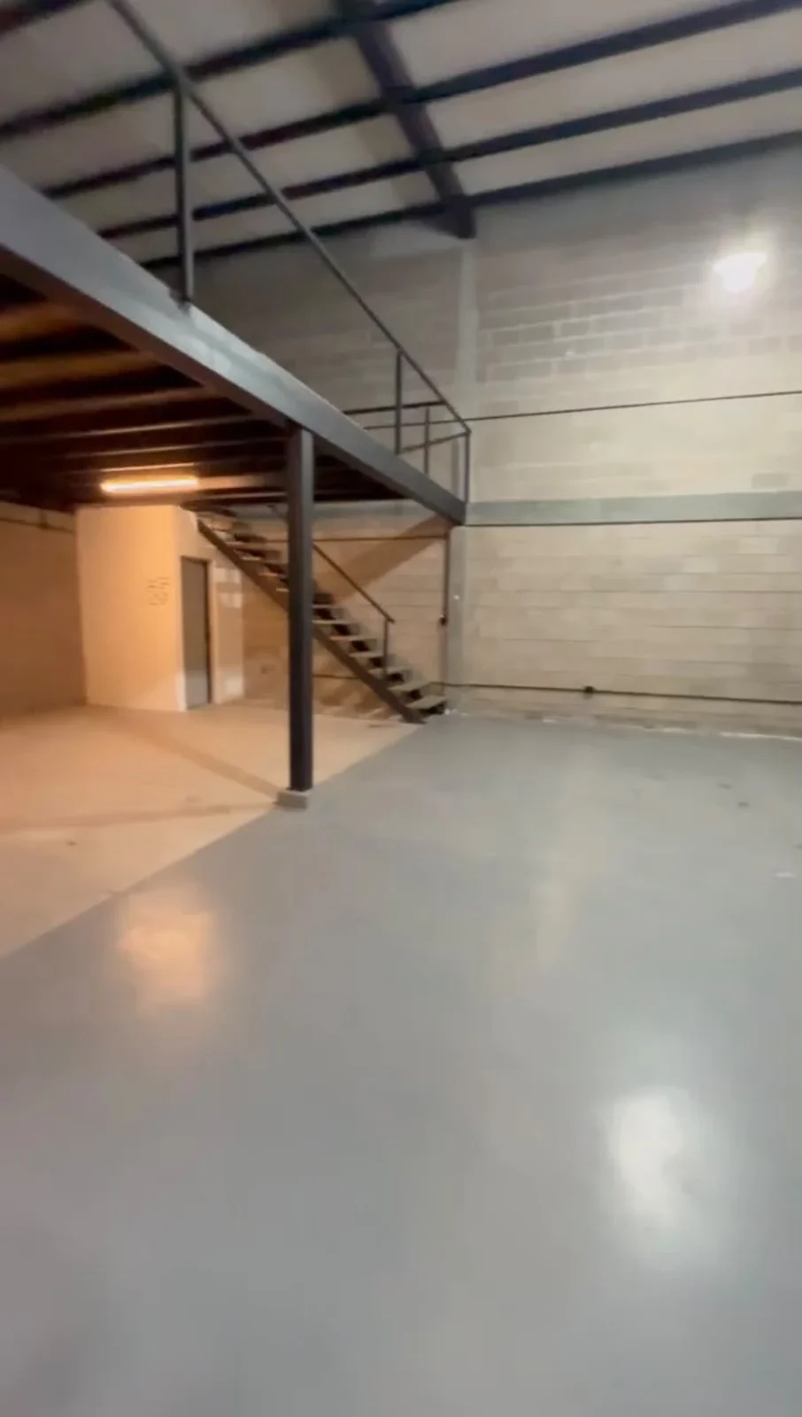 Depósito en alquiler de 245m2 ubicado en Yerba Buena - Imagen 3