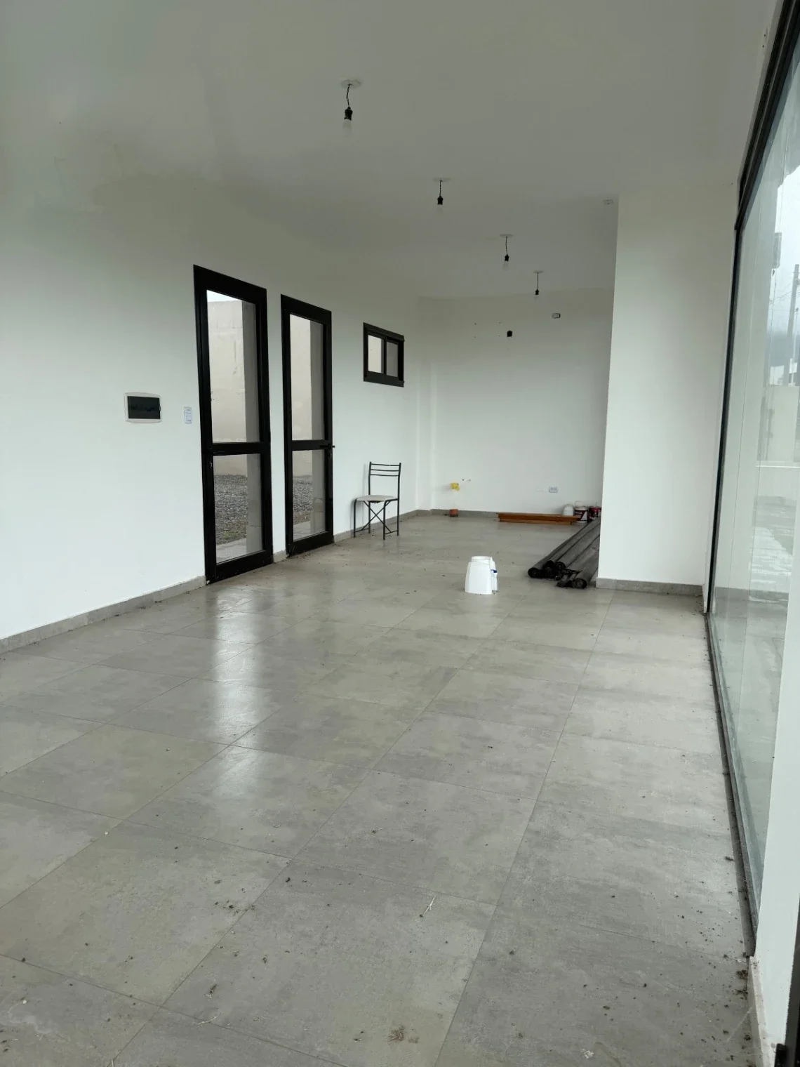Local comercial esquina PB en Alquiler ubicado 38M2 Rojas Paz & Anta Muerta YB - Imagen 2