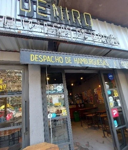EDIFICIO EN 3 PLANTAS, LOTE PROPIO, SE VENDE CON 2 RENTAS!!! - Imagen 4