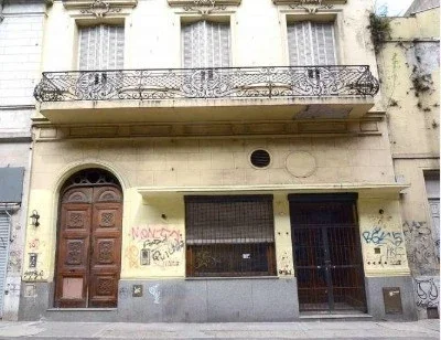 VENTA LOCAL + 2 PISOS- EX PETIT HOTEL - Imagen 1