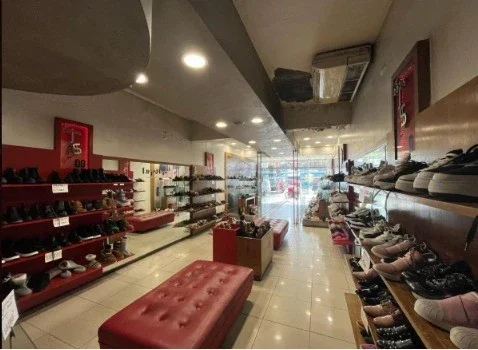 VENTA LOCAL LINIERS -SOBRE AV RIVADAVIA!!! - Imagen 5