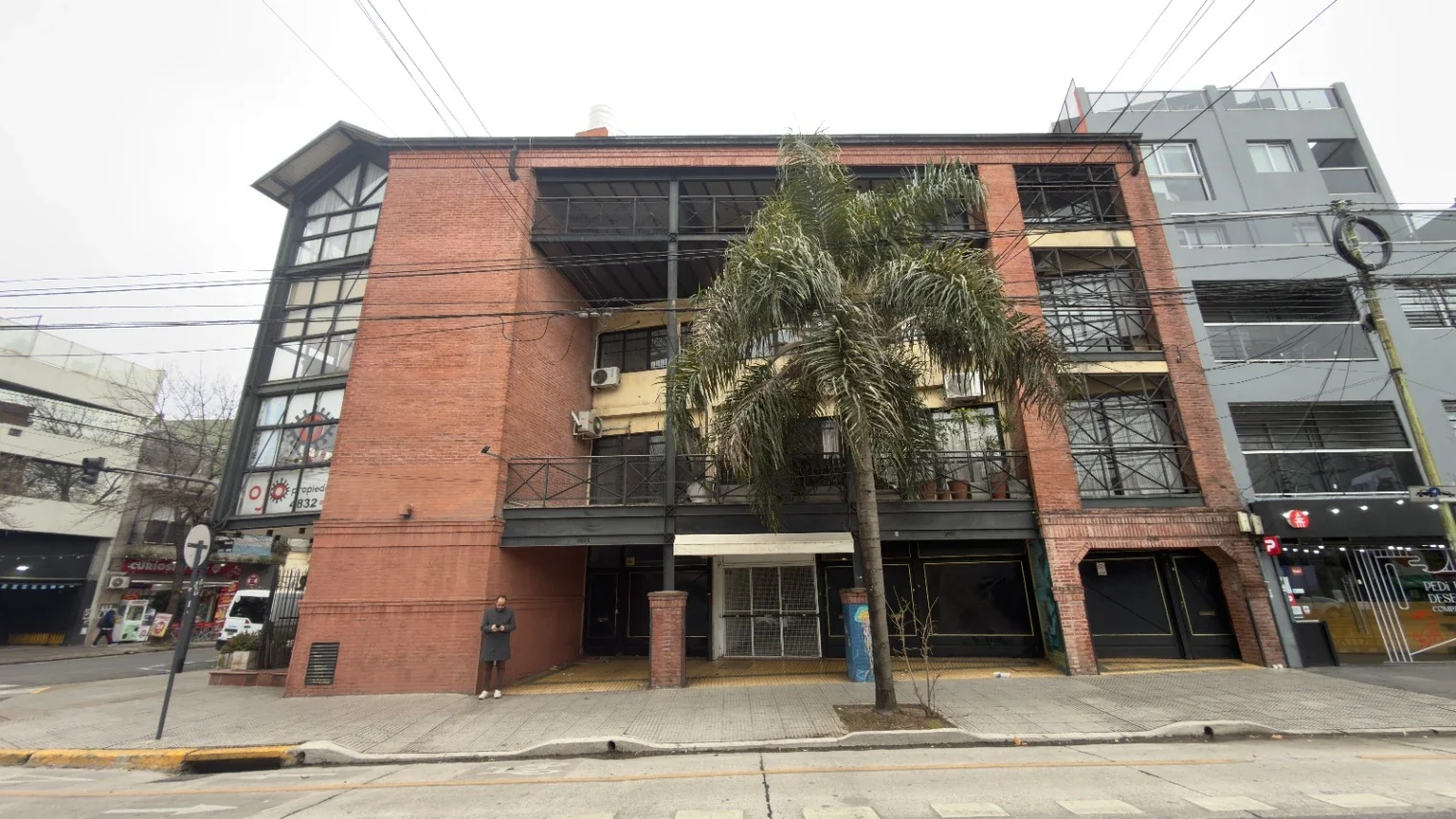 ALQUILER USO PROFESIONAL, TRIPLEX PALERMO SOHO CON PATIO Y TERRAZA!!! - Imagen 2
