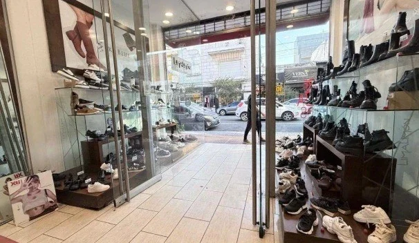 VENTA LOCAL SOBRE Av. LOPE DE VEGA!!! - Imagen 3