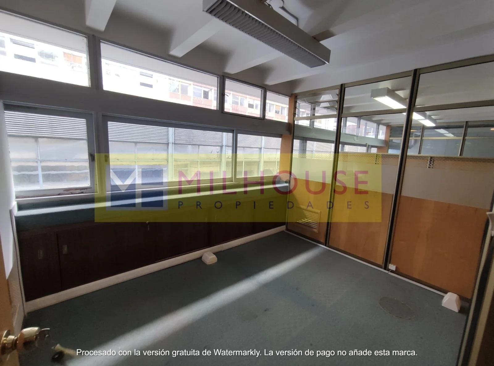 Excelente Oficina 140 m2 a mts. del Obelisco!!! 3 ER PISO - Imagen 1