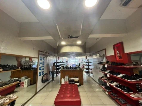 VENTA LOCAL LINIERS -SOBRE AV RIVADAVIA!!! - Imagen 3