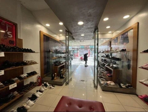 VENTA LOCAL LINIERS -SOBRE AV RIVADAVIA!!! - Imagen 4