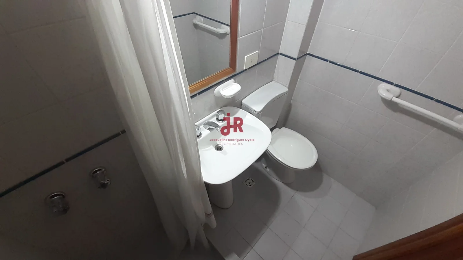 CODIGO 235 - TRIPLEX EN ALQUILER ANUAL - ZONA DUPLEX - PINAMAR - Imagen 4