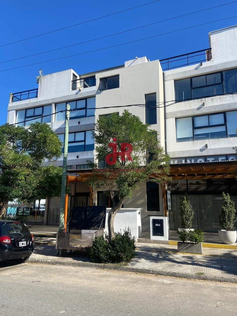 CODIGO 240 - DEPARTAMENTO MONOAMBIENTE EN VENTA CON COCHERA - PINAMAR - Imagen 1