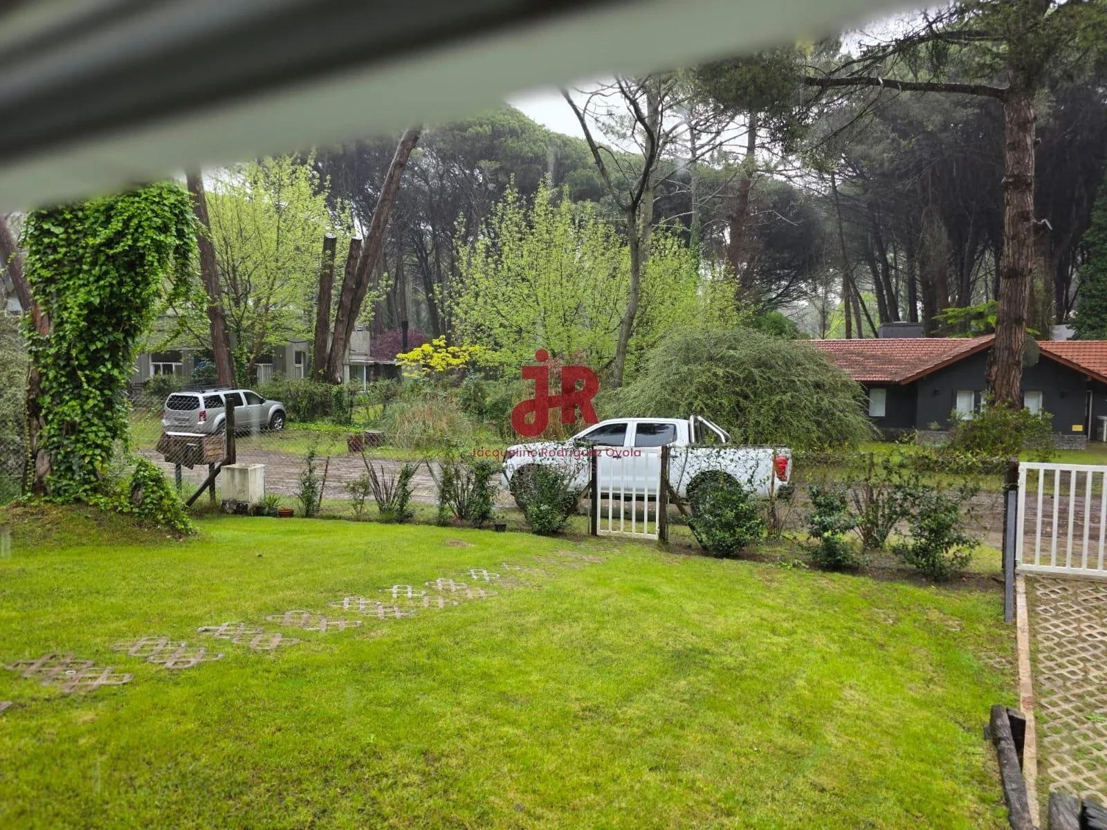 CODIGO 650 - CASA DE 3 DORMITORIOS - 3 BAÑOS - PARRILLA - PILETA - COCHERA - Imagen 4
