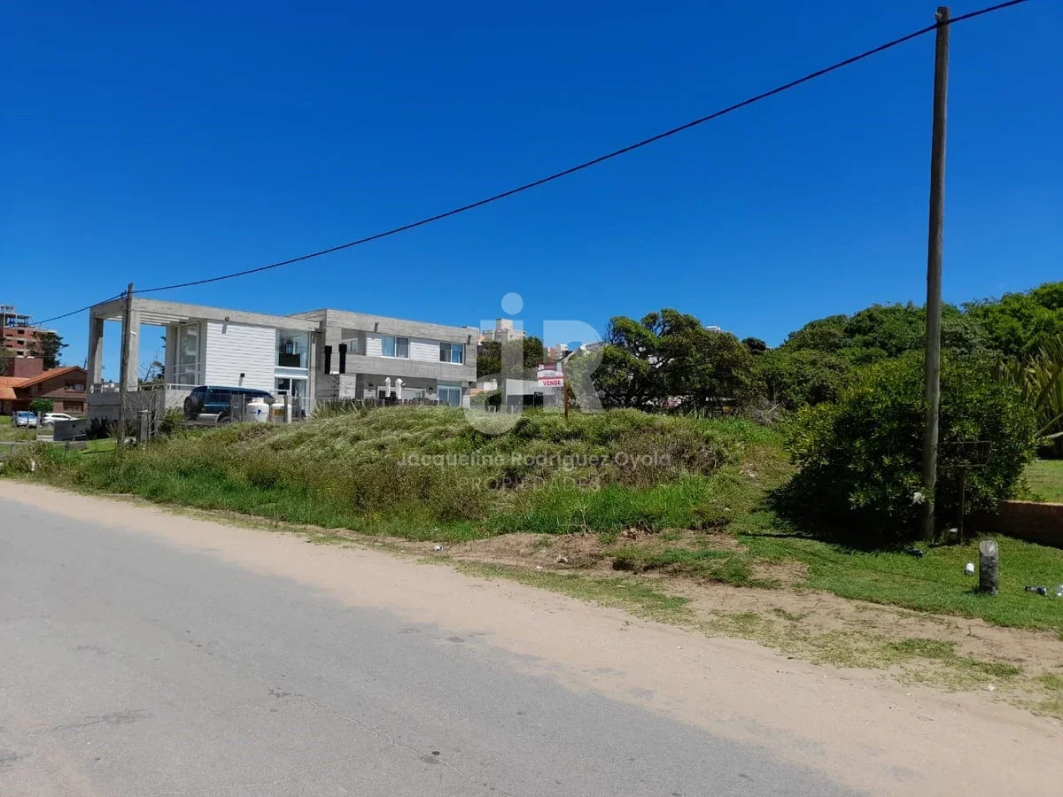 CODIGO 2004 - LOTE EN VENTA PINAMAR - ZONA CENTRO PLAYA - Imagen 5