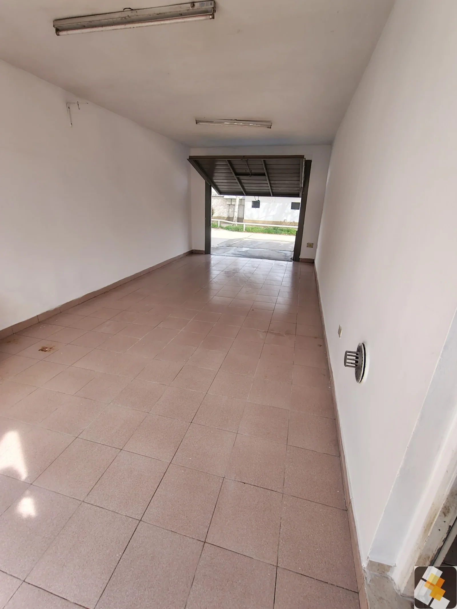 Casa en alquiler c/ cochera en Plottier - Imagen 3